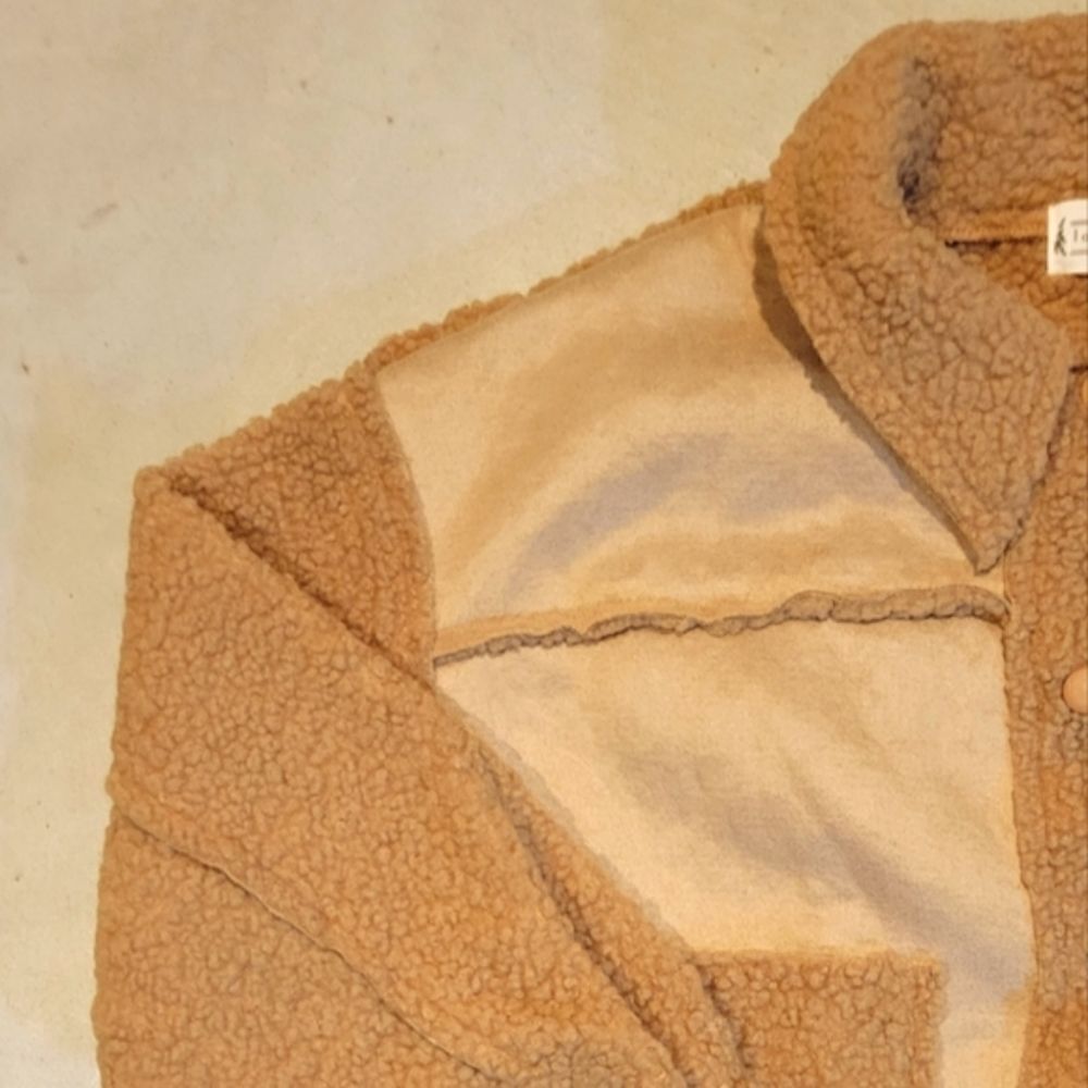 Cherrybark Pocketed Sherpa Jacket - Mocha - Picture 10 of 11